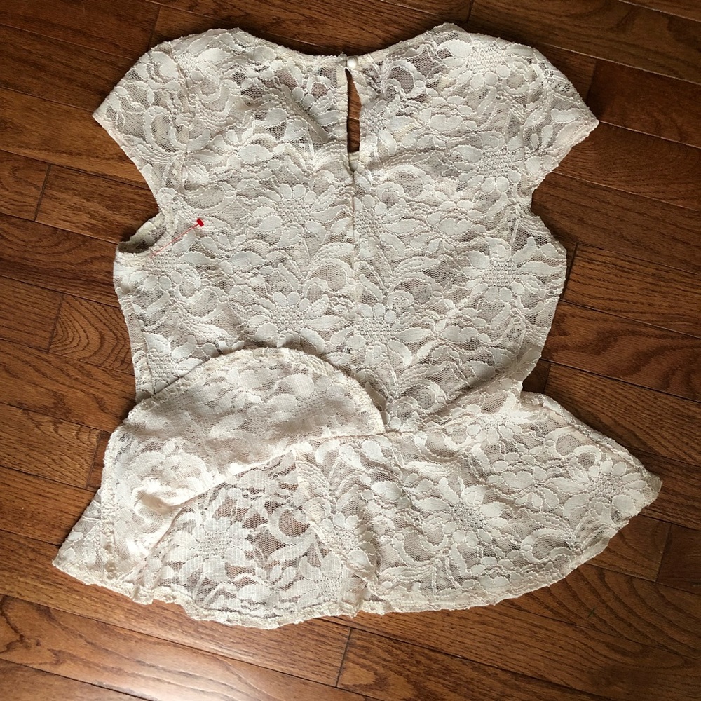 Finn & Clover Lace, Short Sleeve, Cream Peplum Top - Picture 4 of 7